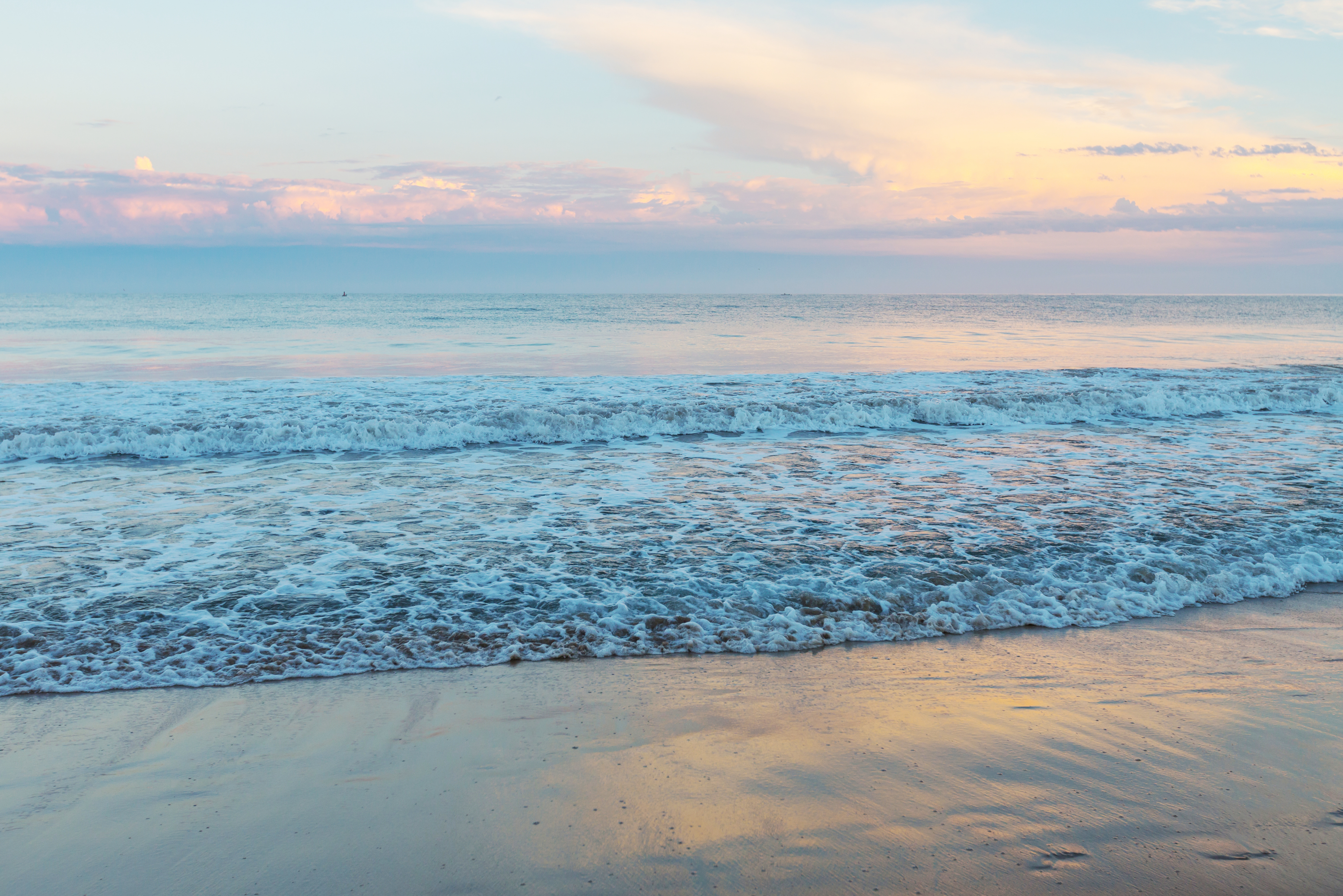 Create A Summer Oasis With Natural Aromatherapy