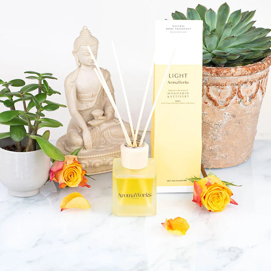 Light Range Mandarin & Vetivert Reed Diffuser 100ml