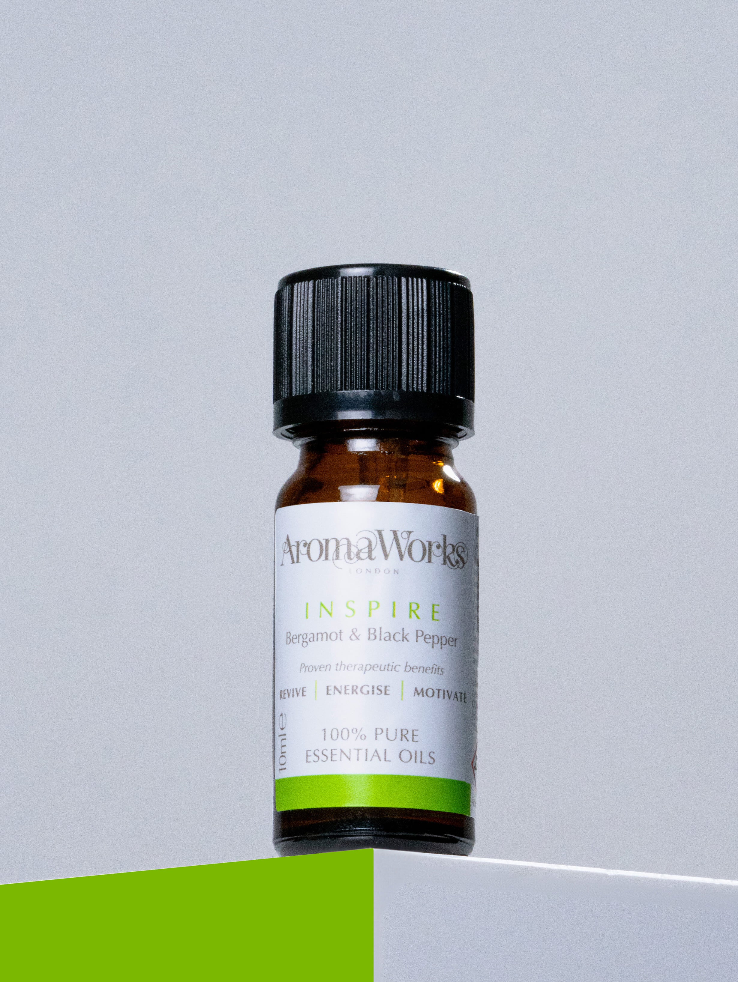 Electric Diffuser & Essential Oil Bundle