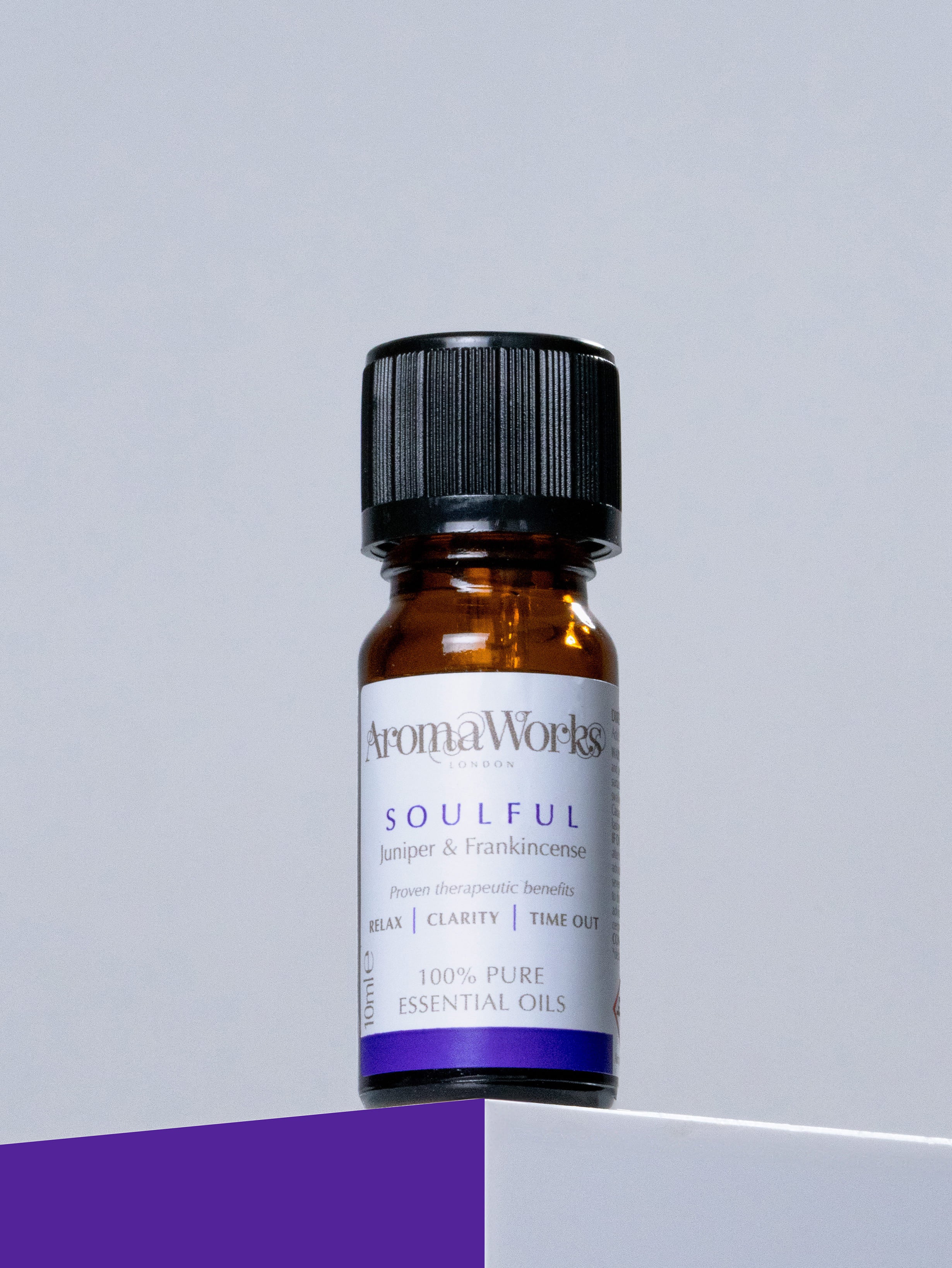 Electric Diffuser & Essential Oil Bundle