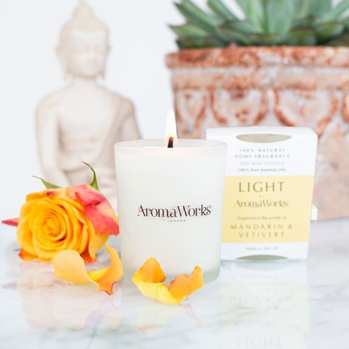 Light Range Mandarin & Vetivert Candle 30cl Medium