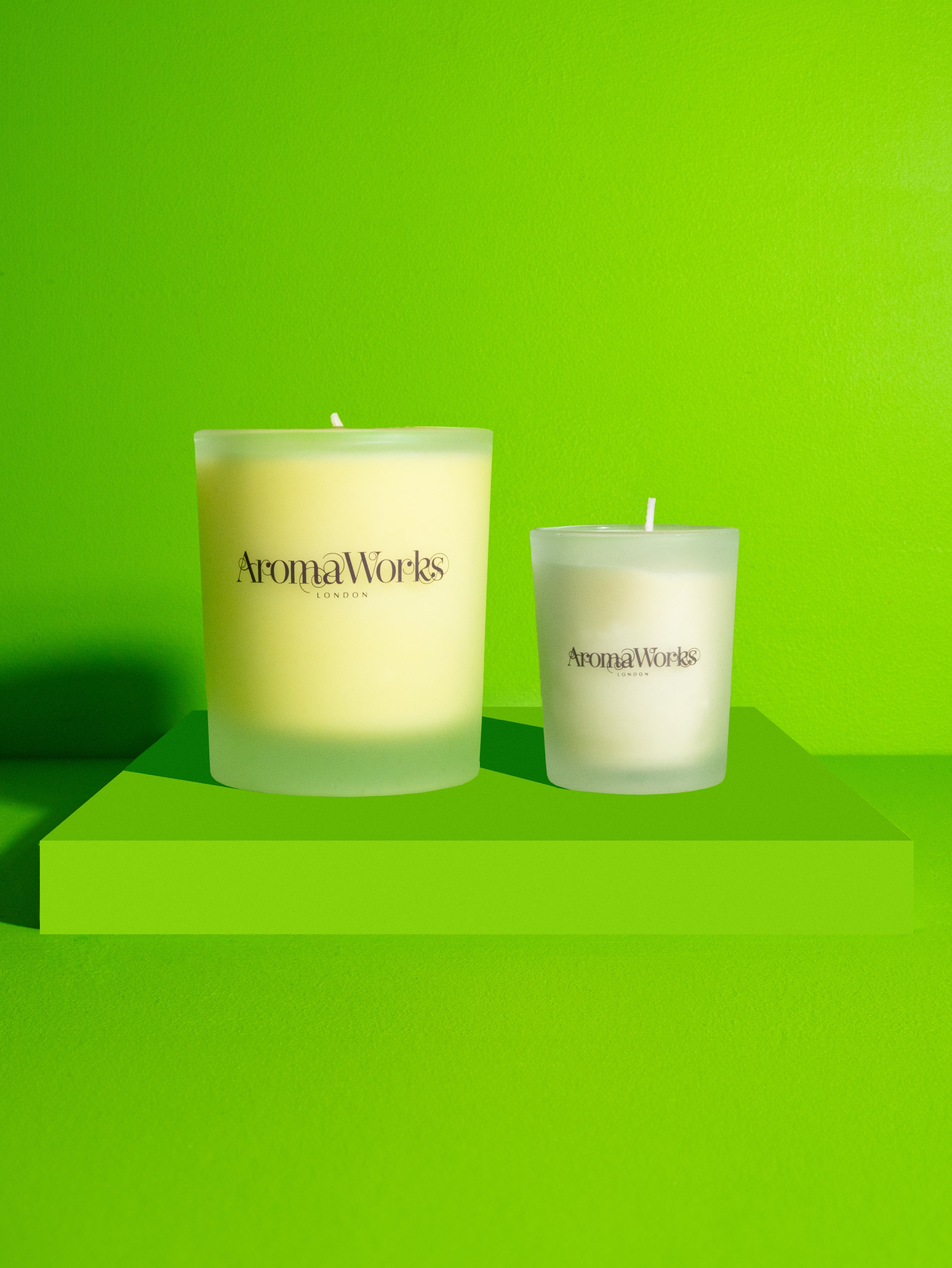 Light Range Lemongrass & Bergamot 30cl Candle + Inspire 10cl Candle