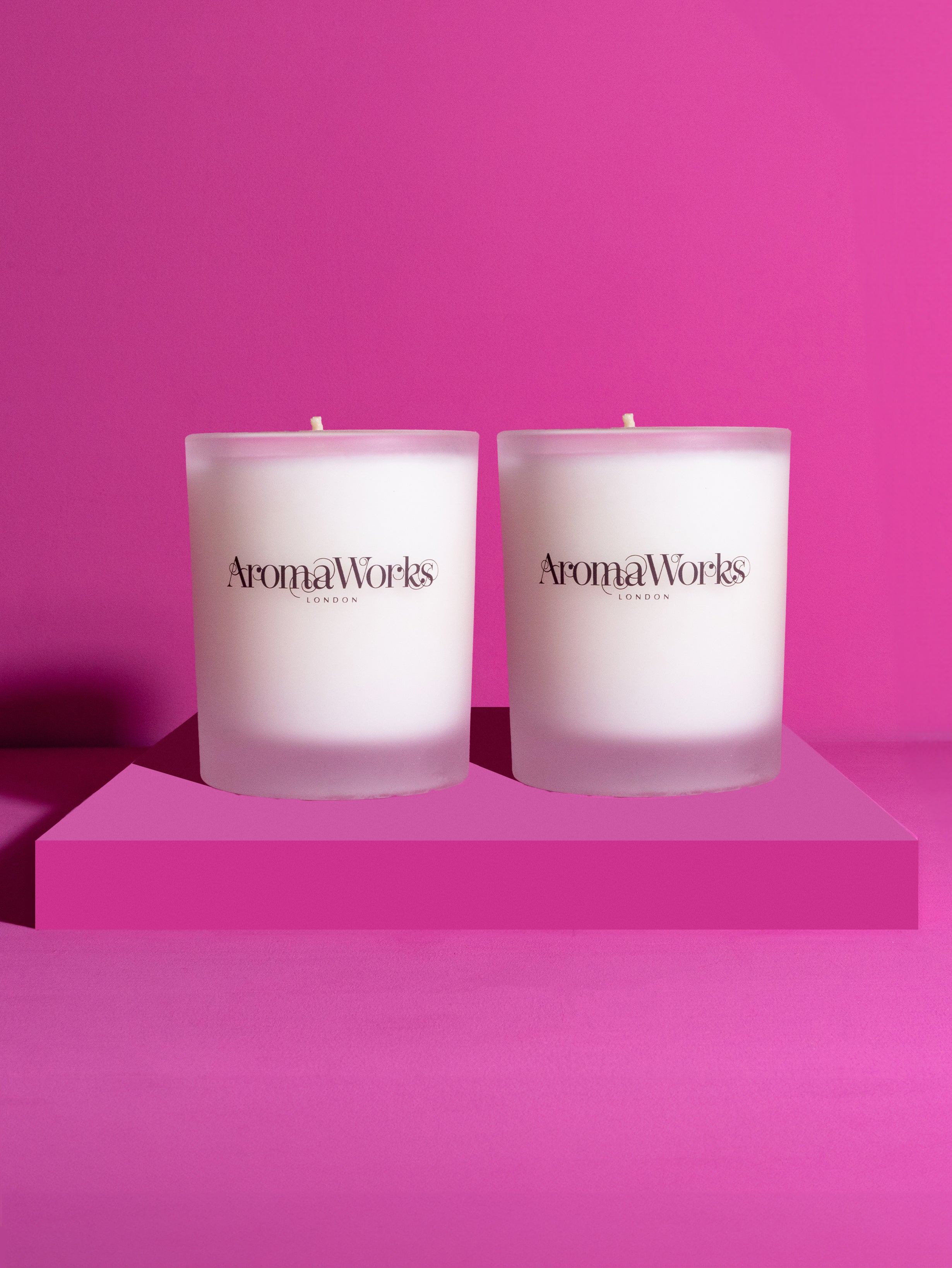 Light Range Lemongrass & Bergamot 30cl Candle + Nurture 30cl Candle